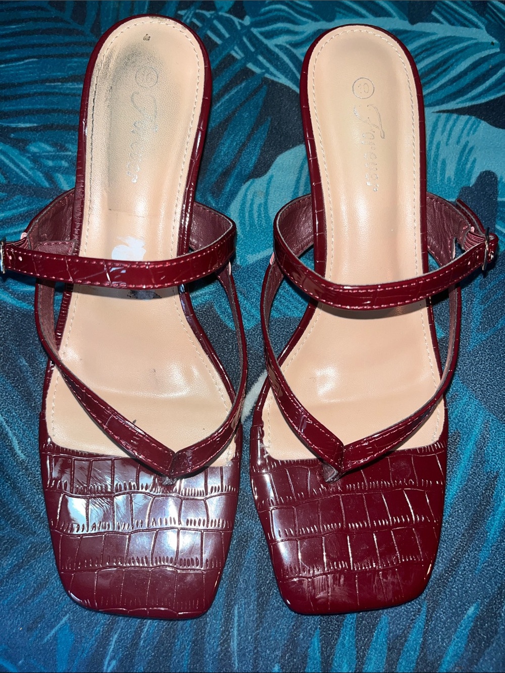 Women's Strappy Square-Toe Sandals in Burgundy - Unbranded